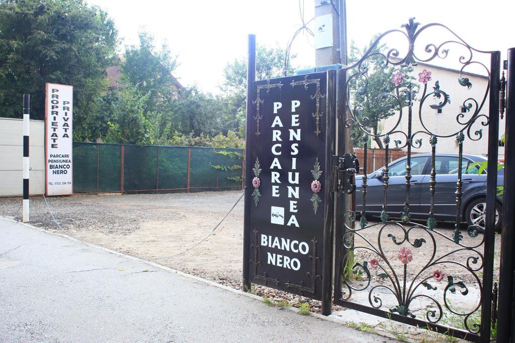 Pensiunea Bianco Nero Timișoara Zewnętrze zdjęcie