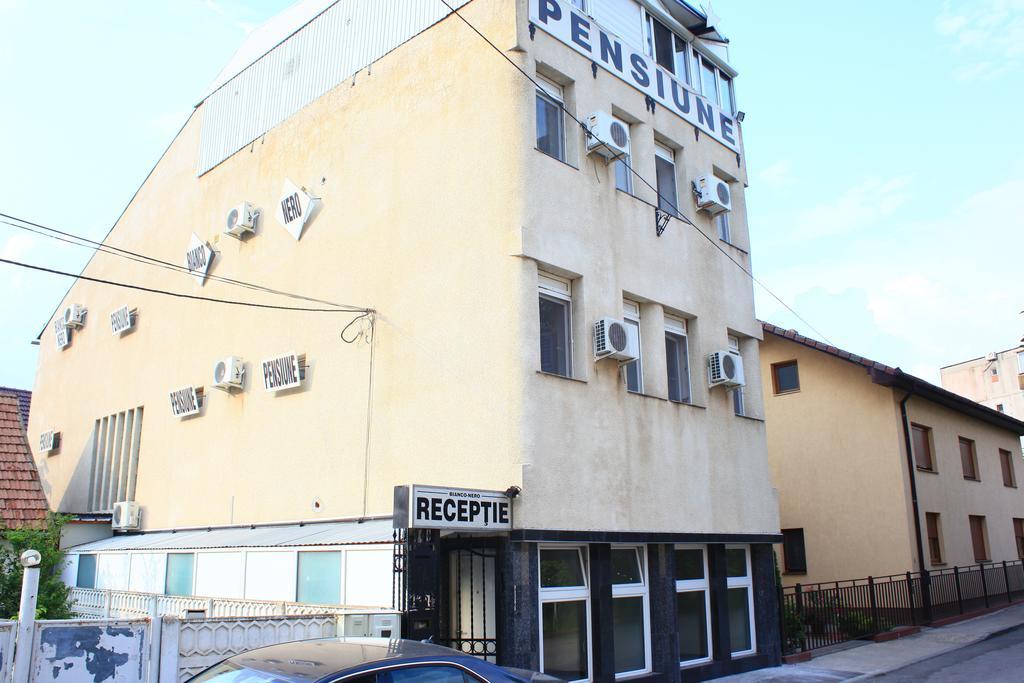 Pensiunea Bianco Nero Timișoara Zewnętrze zdjęcie